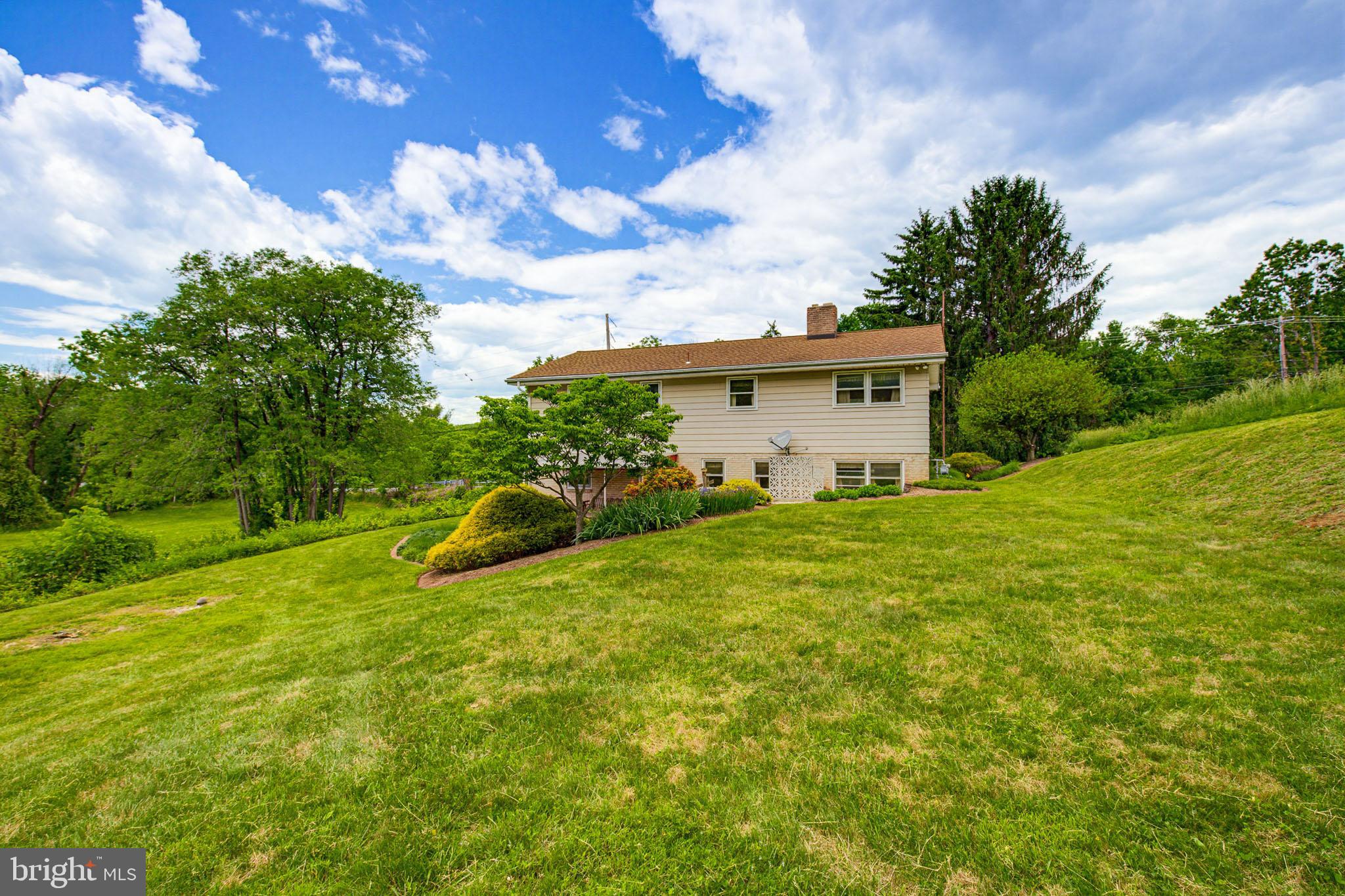 1110 Lombard Road Red Lion, PA 17356 - Photo 6 of 38 Back view 2