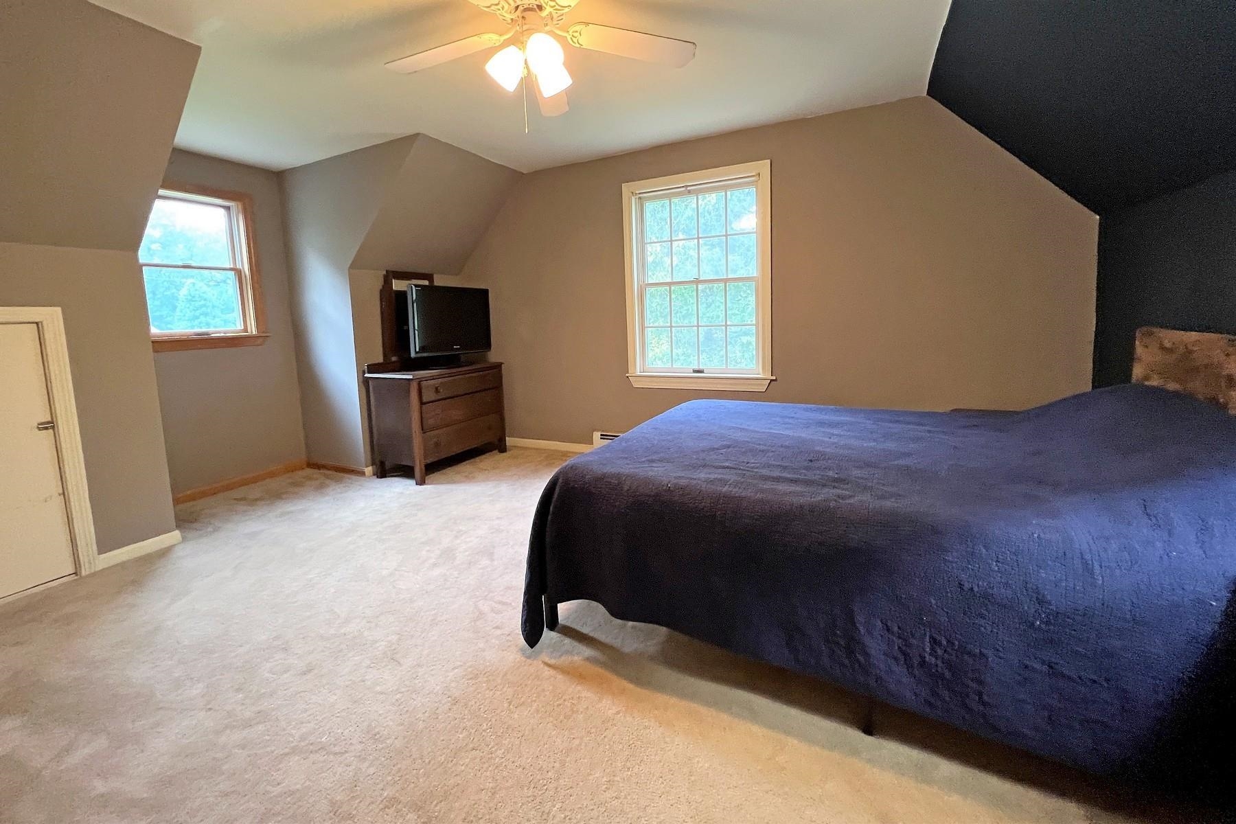 300 Flory Heights Rutland Town, VT 05736 - Photo 11 of 20