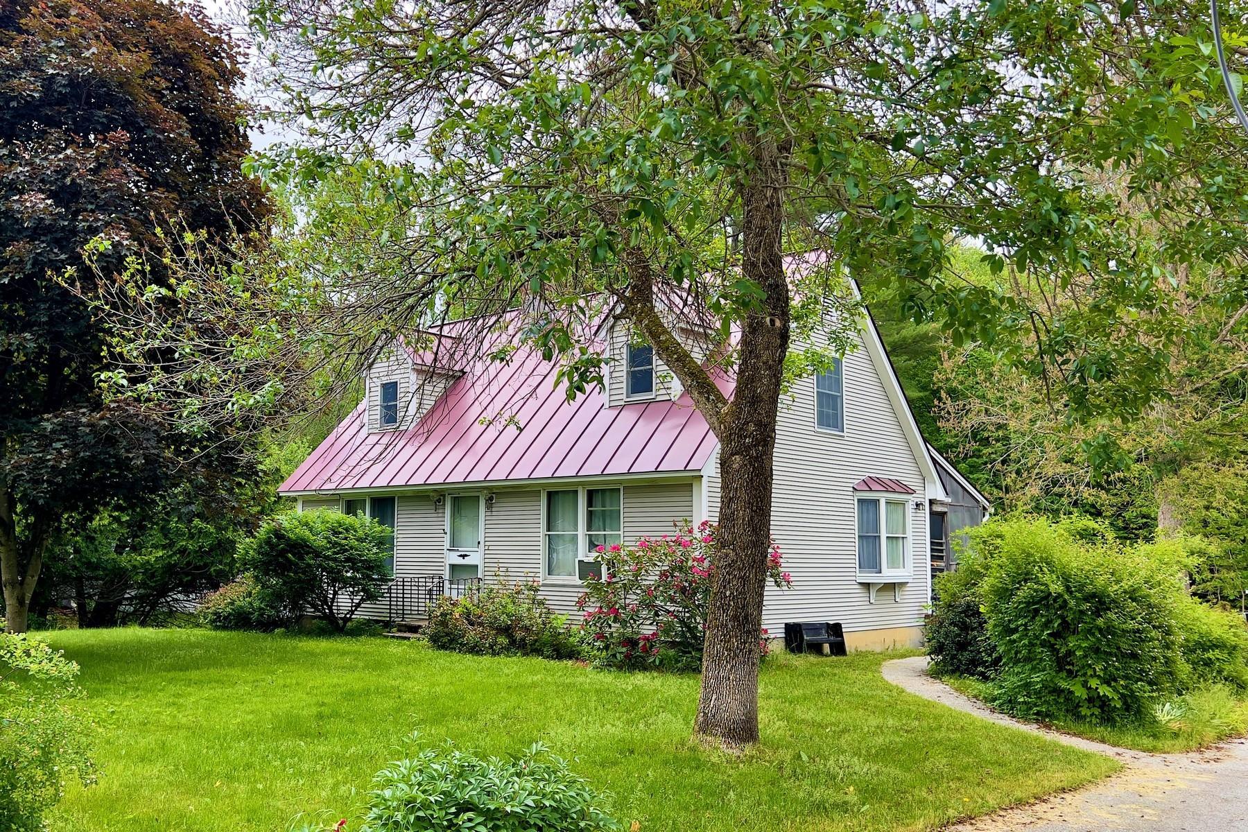 300 Flory Heights Rutland Town, VT 05736 - Photo 2 of 20