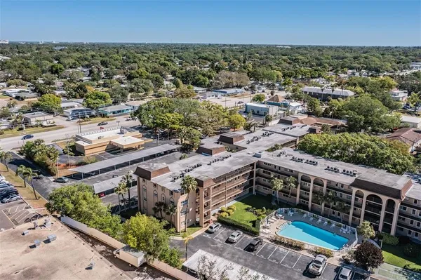 $1,600 | 2525 West Bay Drive, Unit B44, Belleair Bluffs, FL 33770