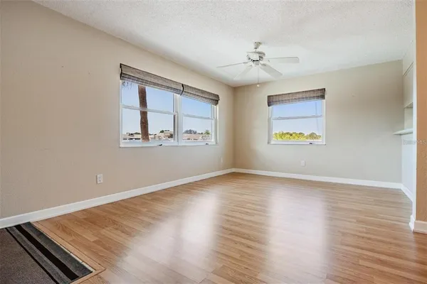 $1,600 | 2525 West Bay Drive, Unit B44, Belleair Bluffs, FL 33770