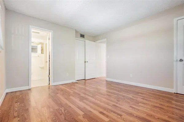 $1,600 | 2525 West Bay Drive, Unit B44, Belleair Bluffs, FL 33770
