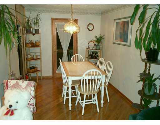 162 Fox Run Road Cranberry Township, PA 16066 - Photo 4 of 6 Dining Room.