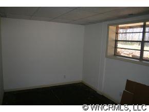 205 Lower Edgewood Road Asheville, NC 28715 - Photo 8 of 12 Gallery Image 8