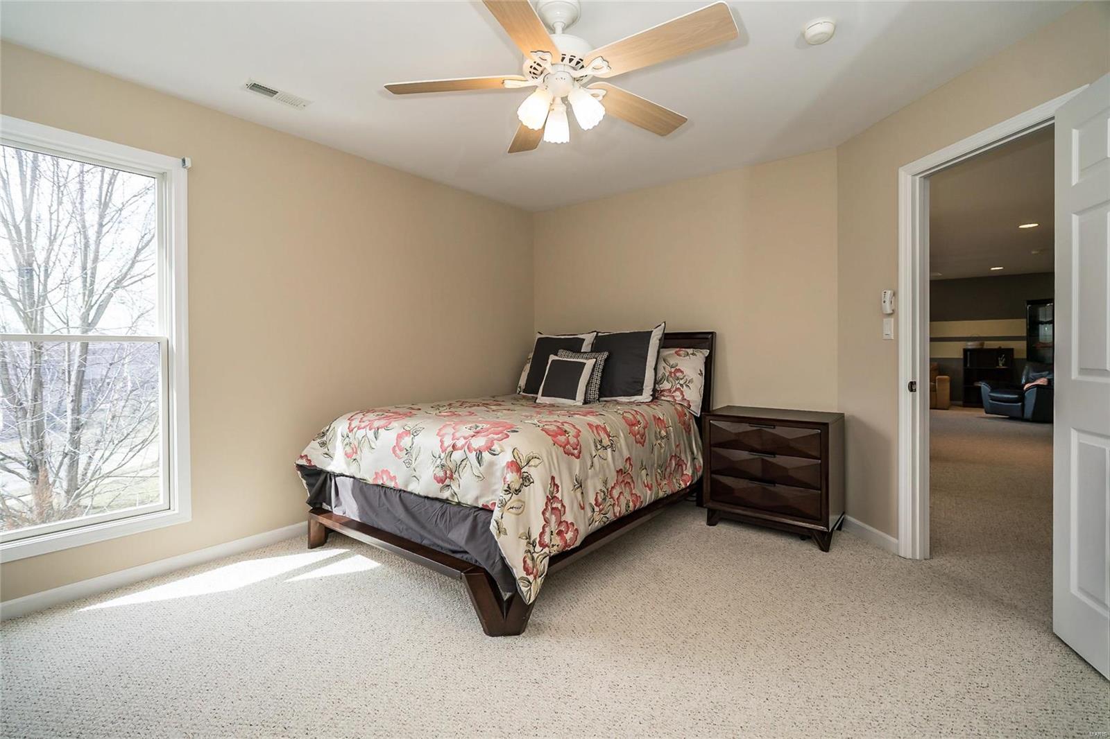 811 Wheaton Way St. Louis, MO 63141 - Photo 22 of 26