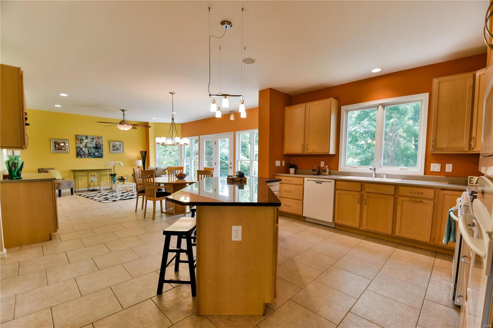 811 Wheaton Way St. Louis, MO 63141 - Photo 10 of 26