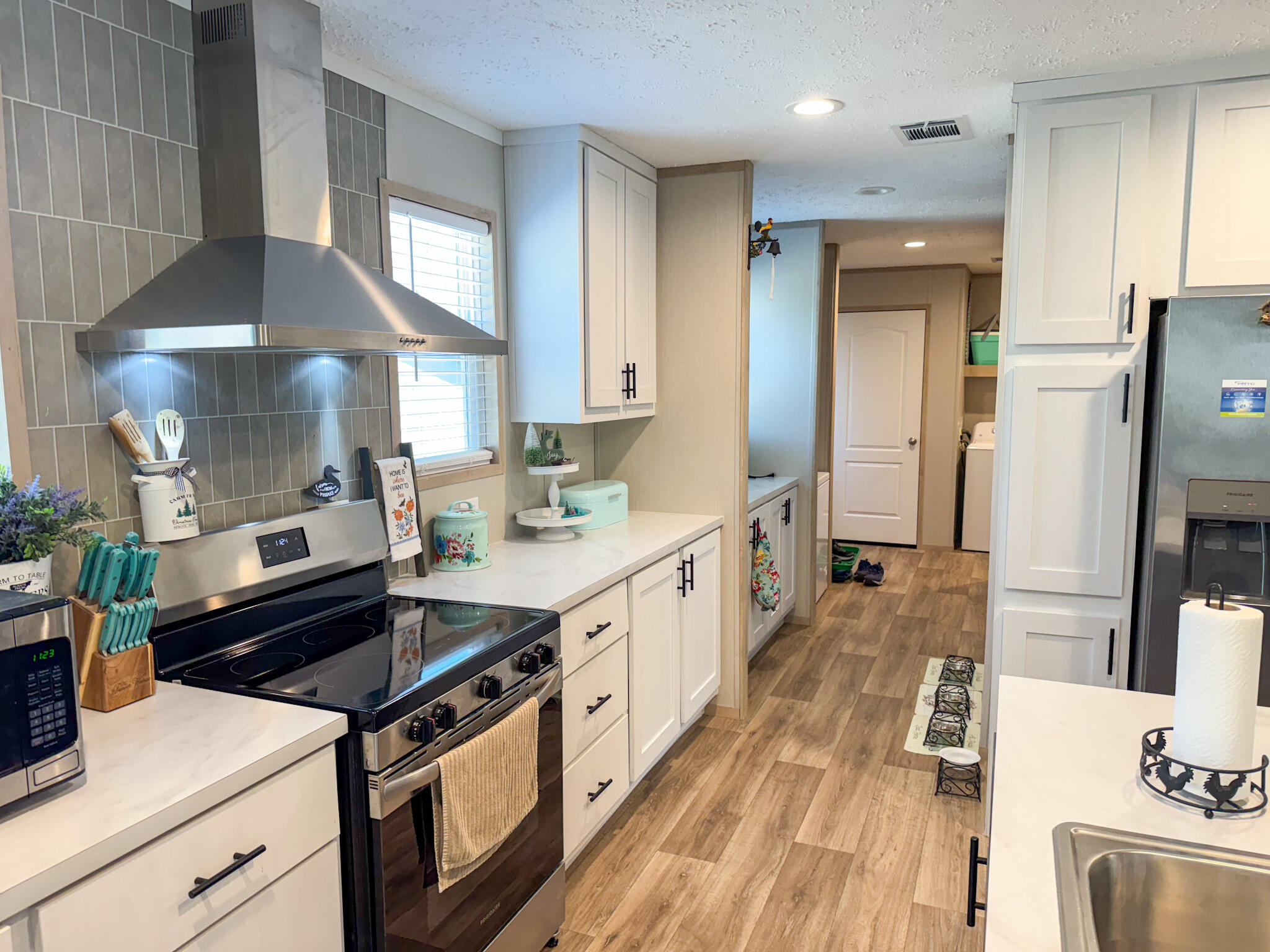 1323 Van Dyke Road Cottageville, SC 29435 - Photo 15 of 31 IMG_3503