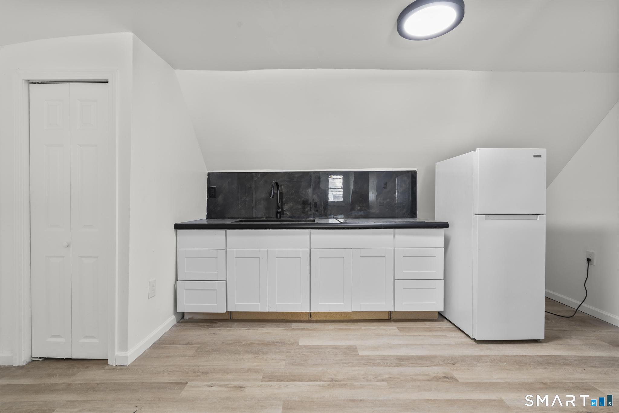 75 Walnut Street Waterbury, CT 06704 - Photo 22 of 28