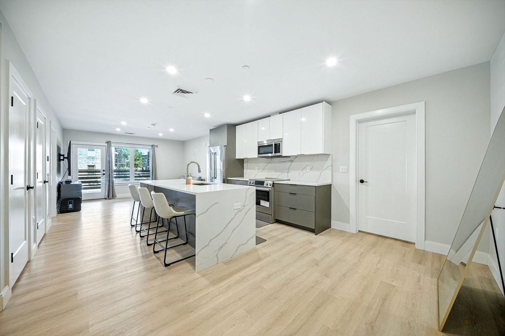 25 2nd Street, Unit 206 Chelsea, MA 02150 - Photo 12 of 40