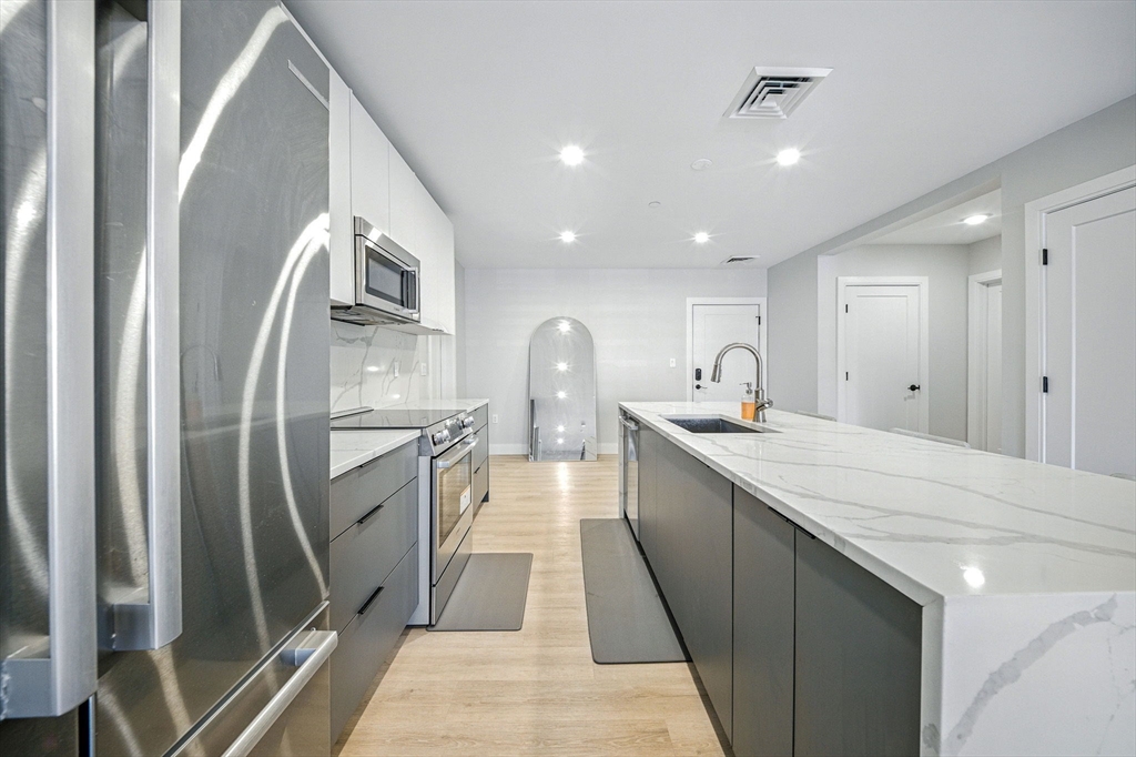 25 2nd Street, Unit 206 Chelsea, MA 02150 - Photo 16 of 40