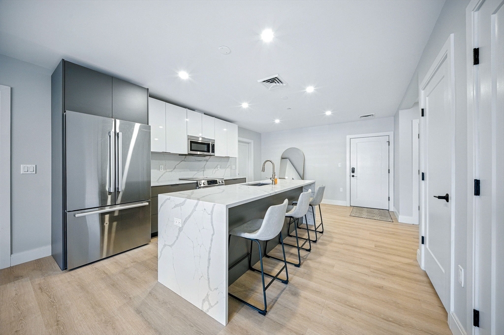 25 2nd Street, Unit 206 Chelsea, MA 02150 - Photo 17 of 40