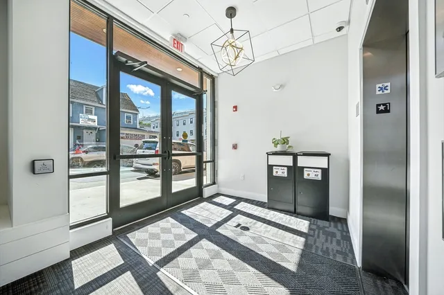 $3,000 | 25 2nd Street, Unit 206, Chelsea, MA 02150