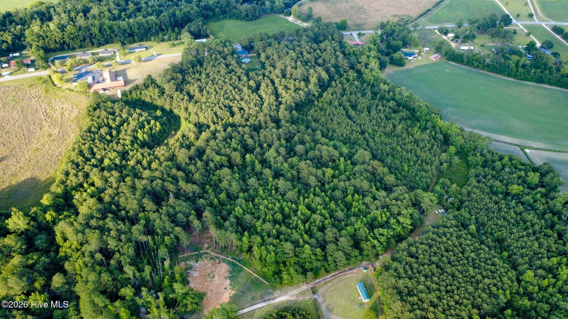 344 Tucker Road Pembroke, NC 28372 - Photo 10 of 25