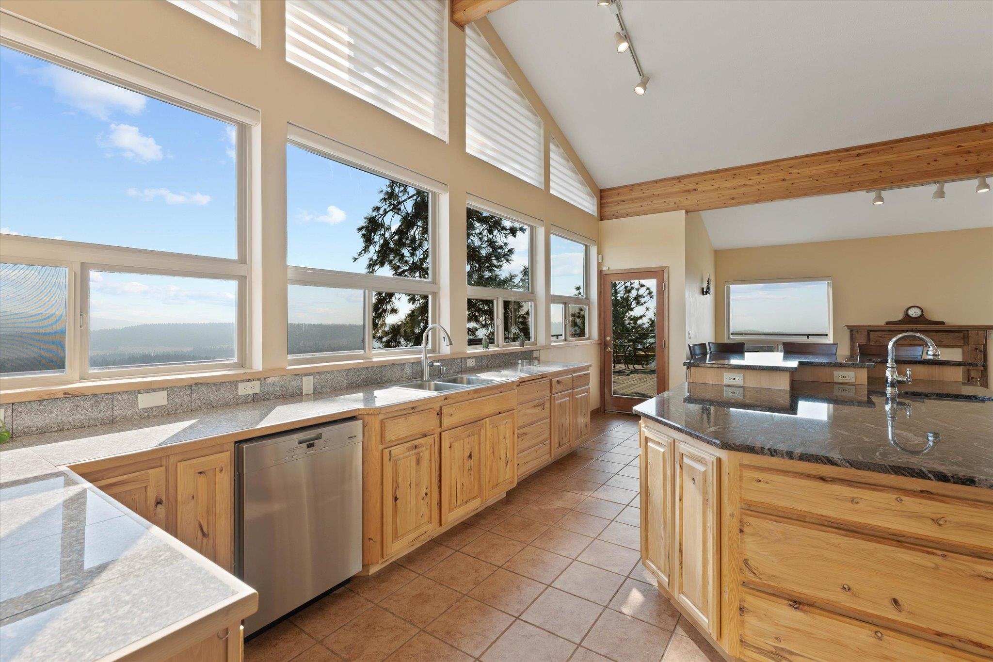 29409 North Dunn Road Chattaroy, WA 99003 - Photo 12 of 50