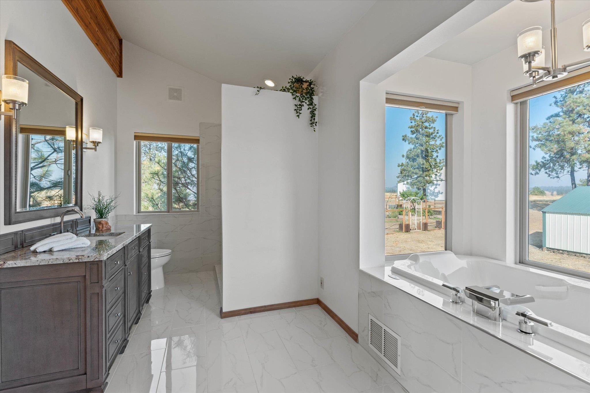 29409 North Dunn Road Chattaroy, WA 99003 - Photo 19 of 50