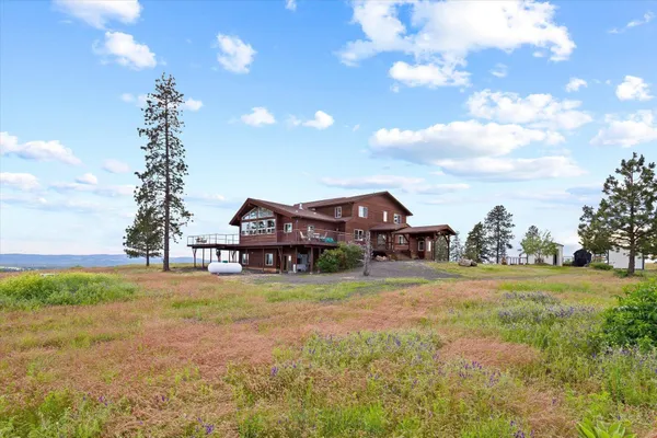 $1,300,000 | 29409 North Dunn Road, Chattaroy, WA 99003