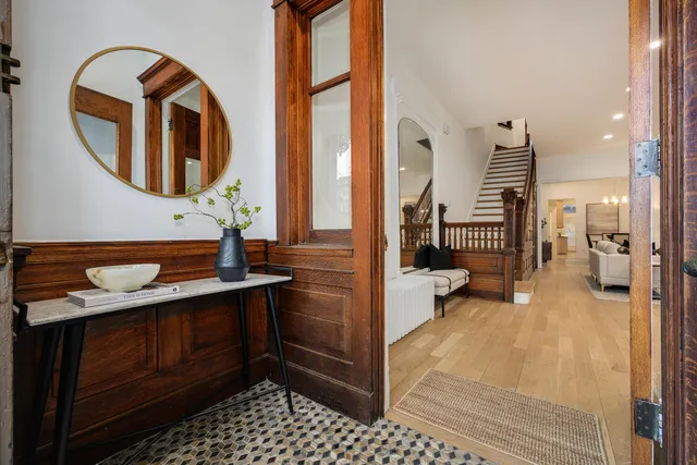 $1,350,000 | 5519 South Cornell Avenue, Chicago, IL 60637