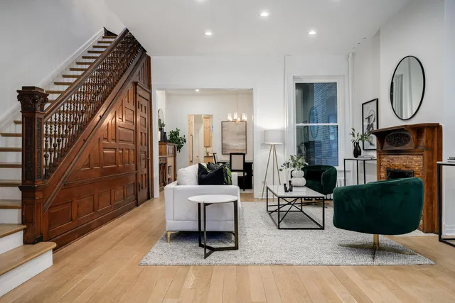 $1,350,000 | 5519 South Cornell Avenue, Chicago, IL 60637