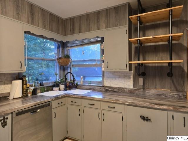 228 Wabash Avenue Carthage, IL 62321 - Photo 3 of 35 a kitchen with a sink and cabinets