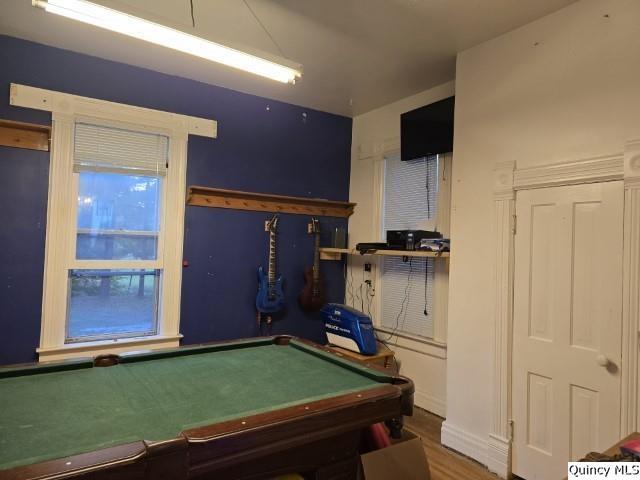 228 Wabash Avenue Carthage, IL 62321 - Photo 6 of 35 a view of a room with gym equipment