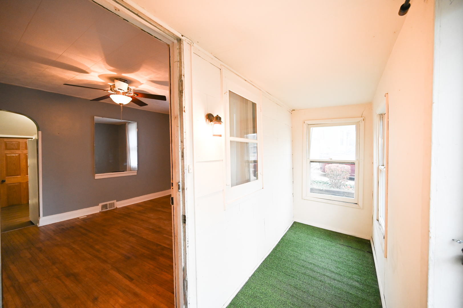 219 South 7th Street DeKalb, IL 60115 - Photo 4 of 30 a view interior of the house and livingroom