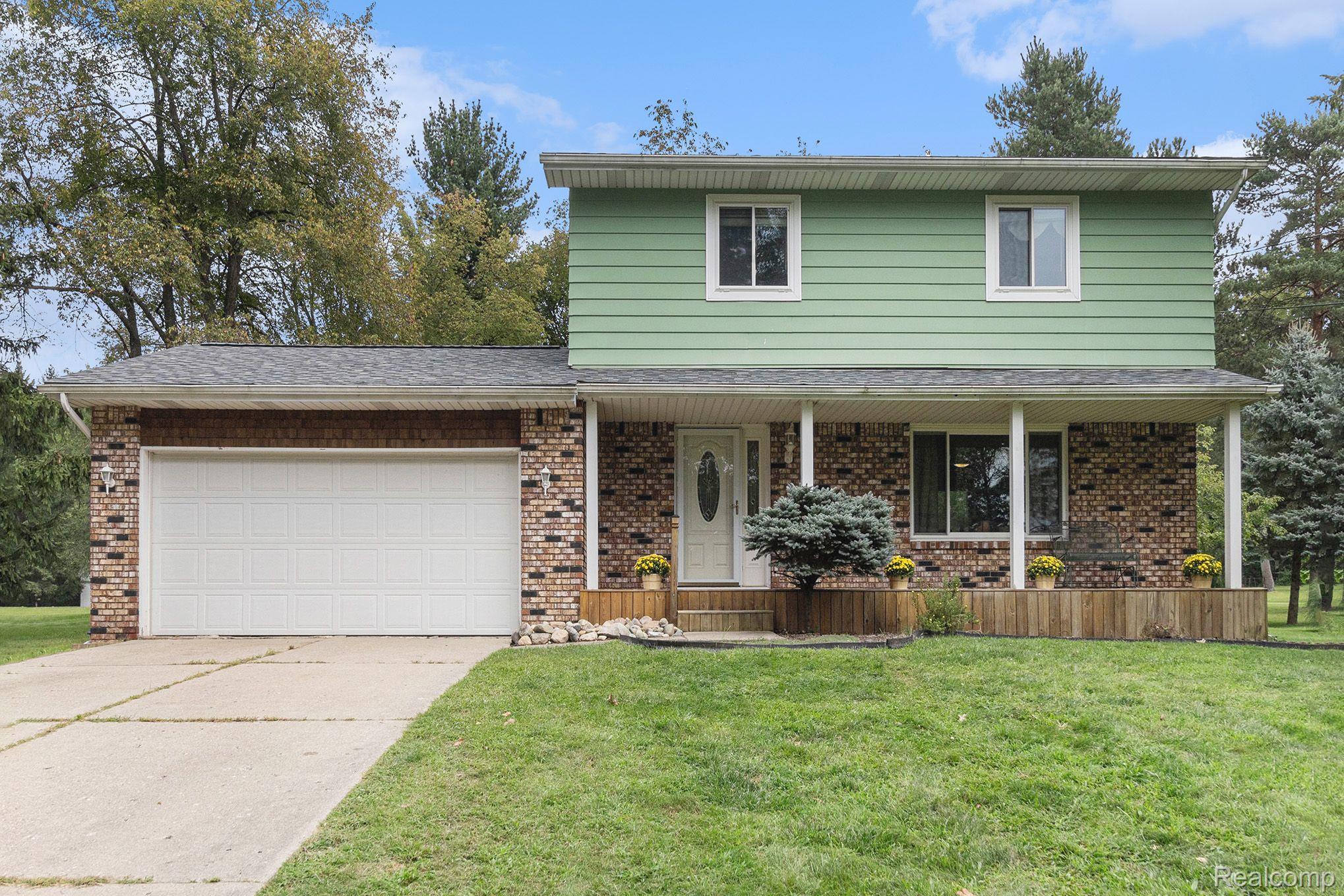 10300 Carmer Road Fenton, MI 48430 - Photo 1 of 32 Gallery Image 1