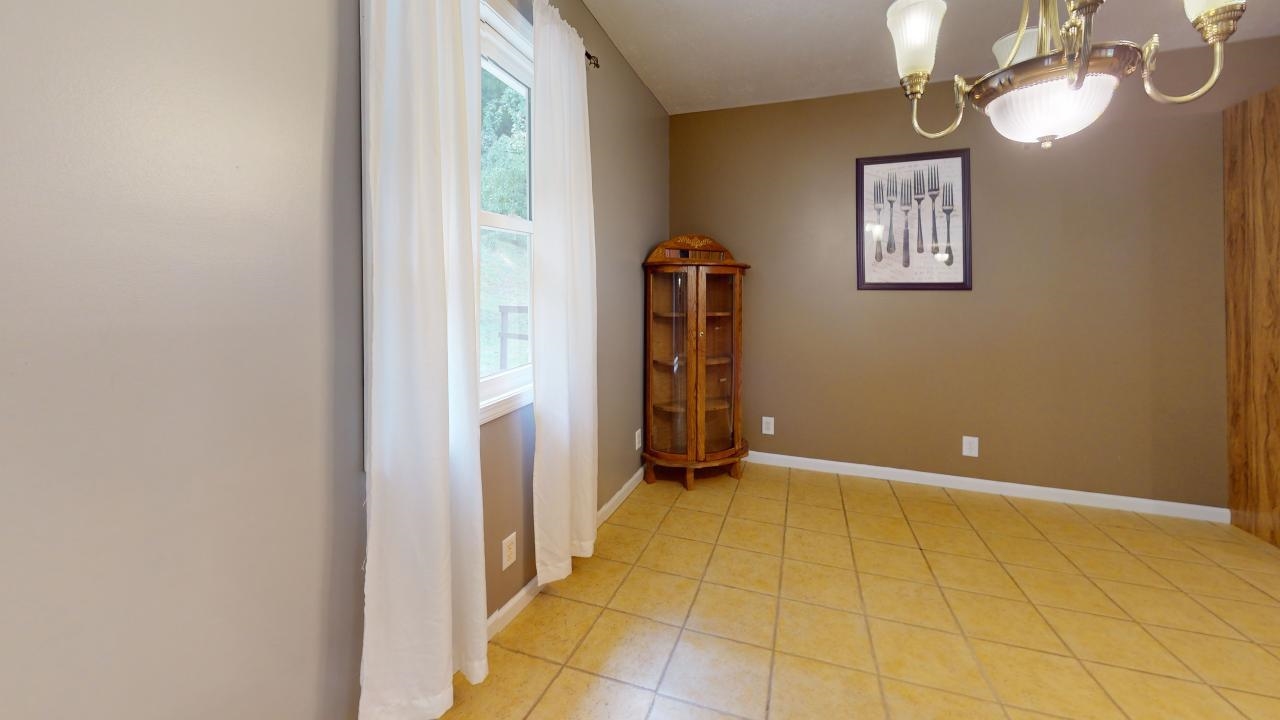 2575 Smith Branch Road Grayson, KY 41143 - Photo 13 of 38