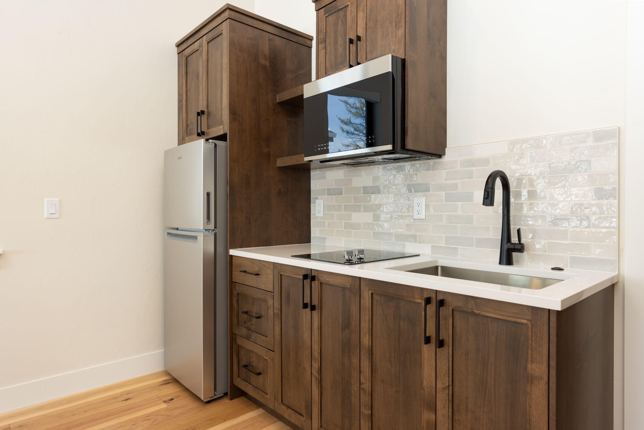 18172 Forestbrook Loop Bend, Unit 6 Bend, OR 97707 - Photo 27 of 58 Studio Kitchenette