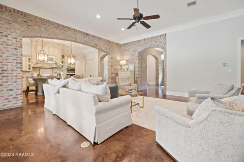 $650,000 | 1701 Squirrel Run Drive, New Iberia, LA 70560
