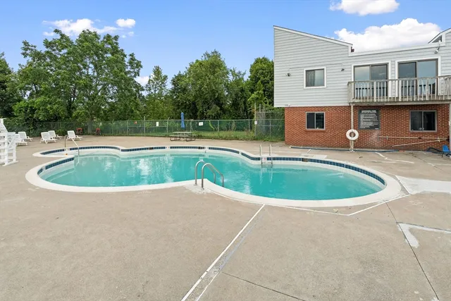 $349,900 | 100 Governors Drive, Unit 118, Winthrop, MA 02152