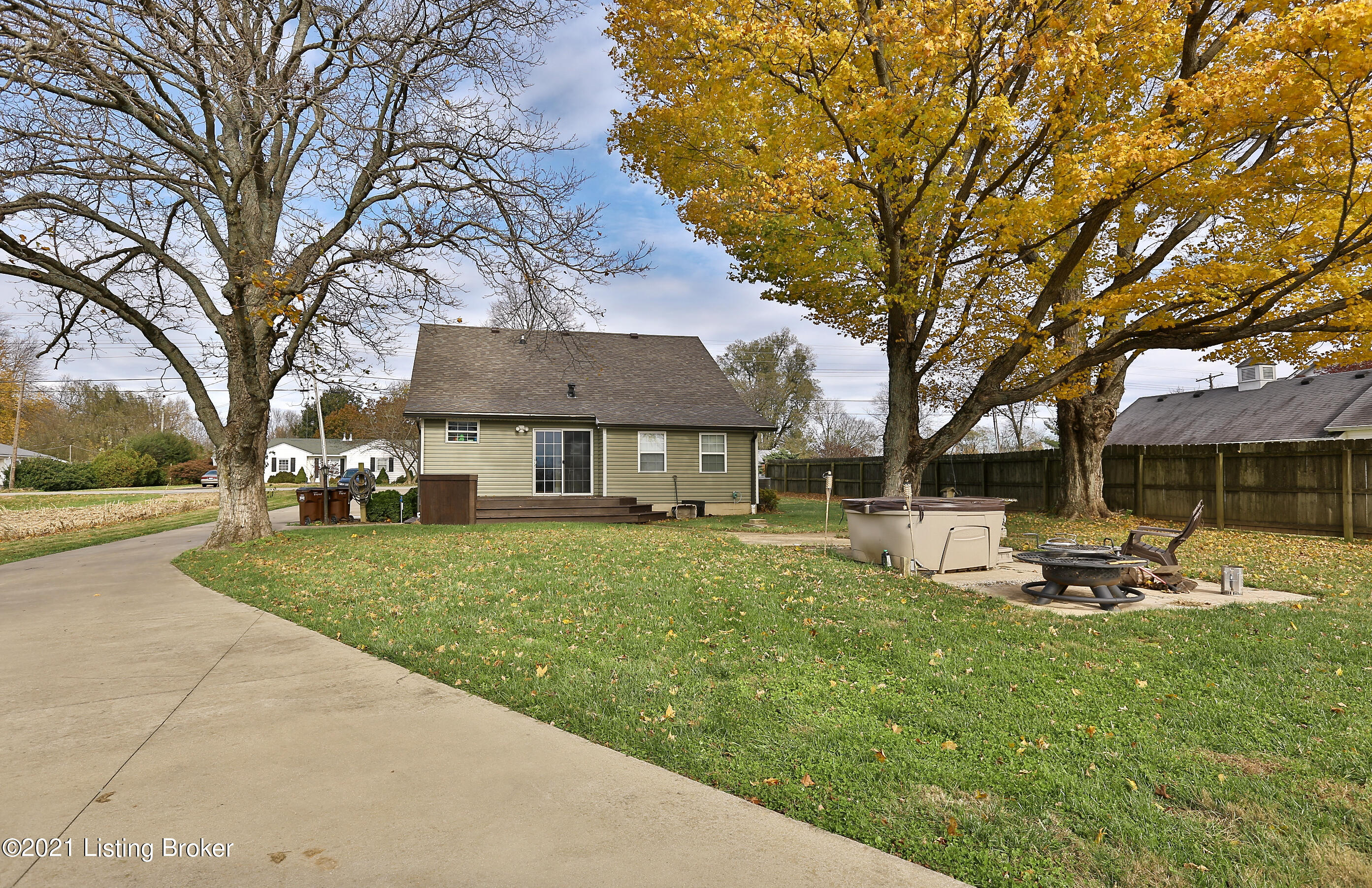 4467 Bagdad Road Bagdad, KY 40003 - Photo 28 of 32 CT6C9579