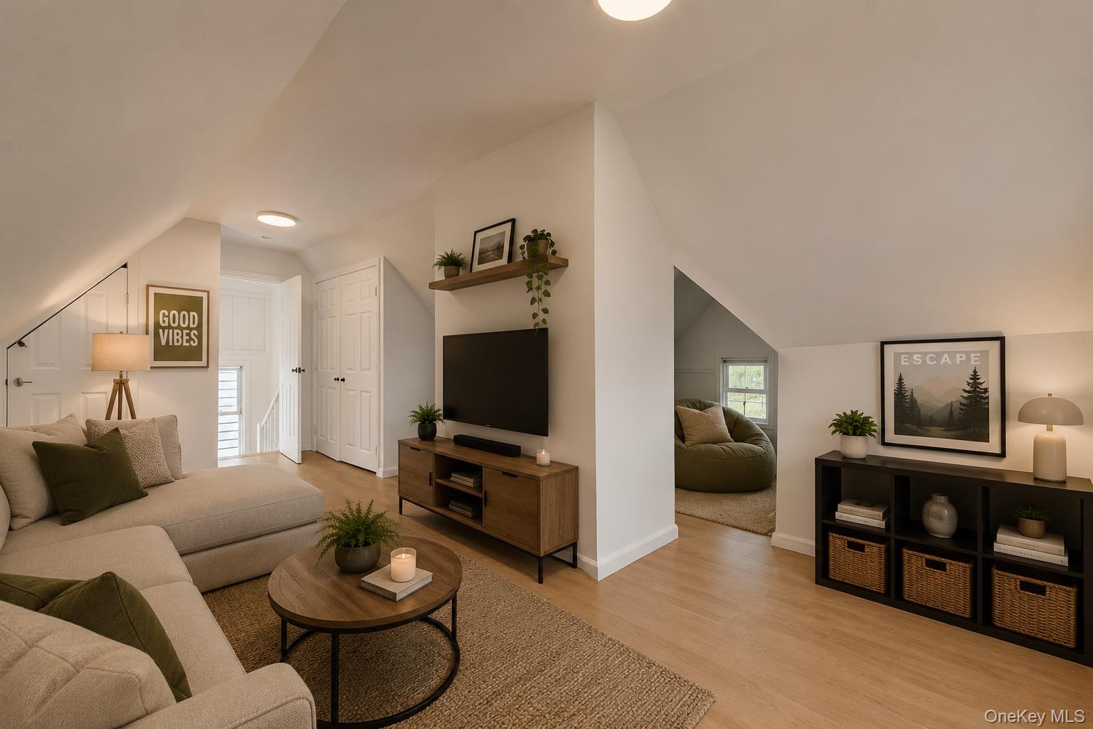 38 Trinity Place New Rochelle, NY 10805 - Photo 28 of 50 Virtually staged