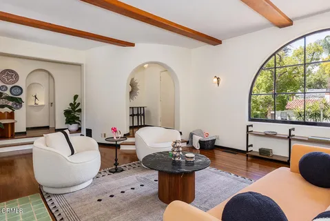 $1,900,000 | 3177 Lake Hollywood Drive, Los Angeles, CA 90068
