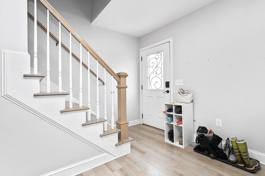 54 Raymond Street East Providence, RI 02914 - Photo 15 of 36