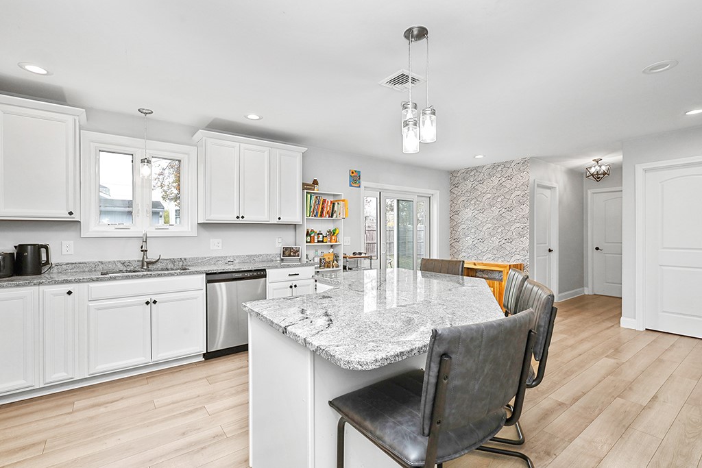 54 Raymond Street East Providence, RI 02914 - Photo 8 of 36