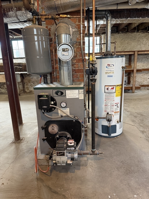 513 Slocum Road Dartmouth, MA 02747 - Photo 32 of 34