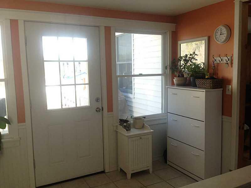 407 Abbott Road Winslow, ME 04901 - Photo 3 of 24 Entry.