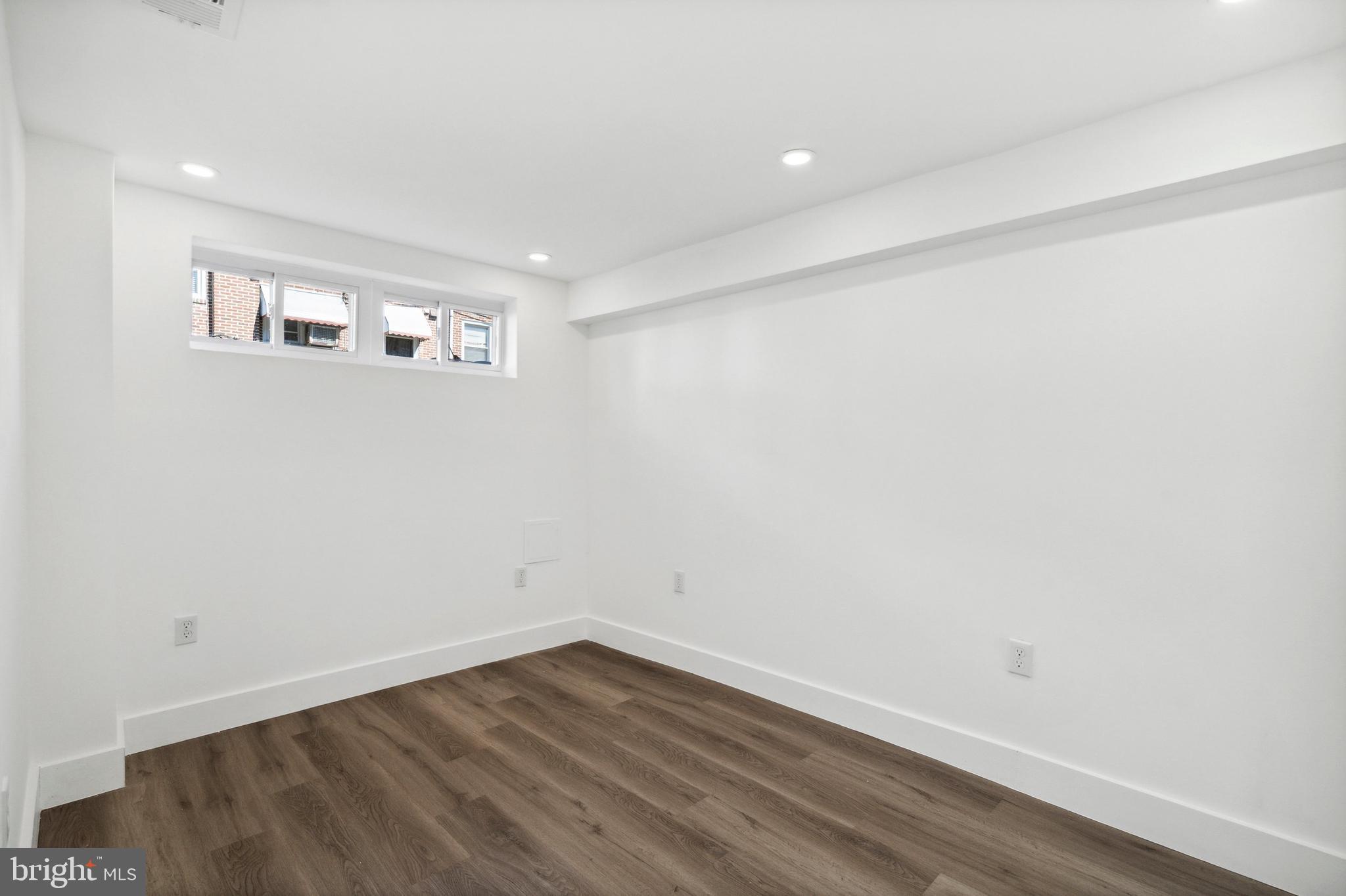 1337 Farrington Road Philadelphia, PA 19151 - Photo 12 of 13 Gallery Image 12