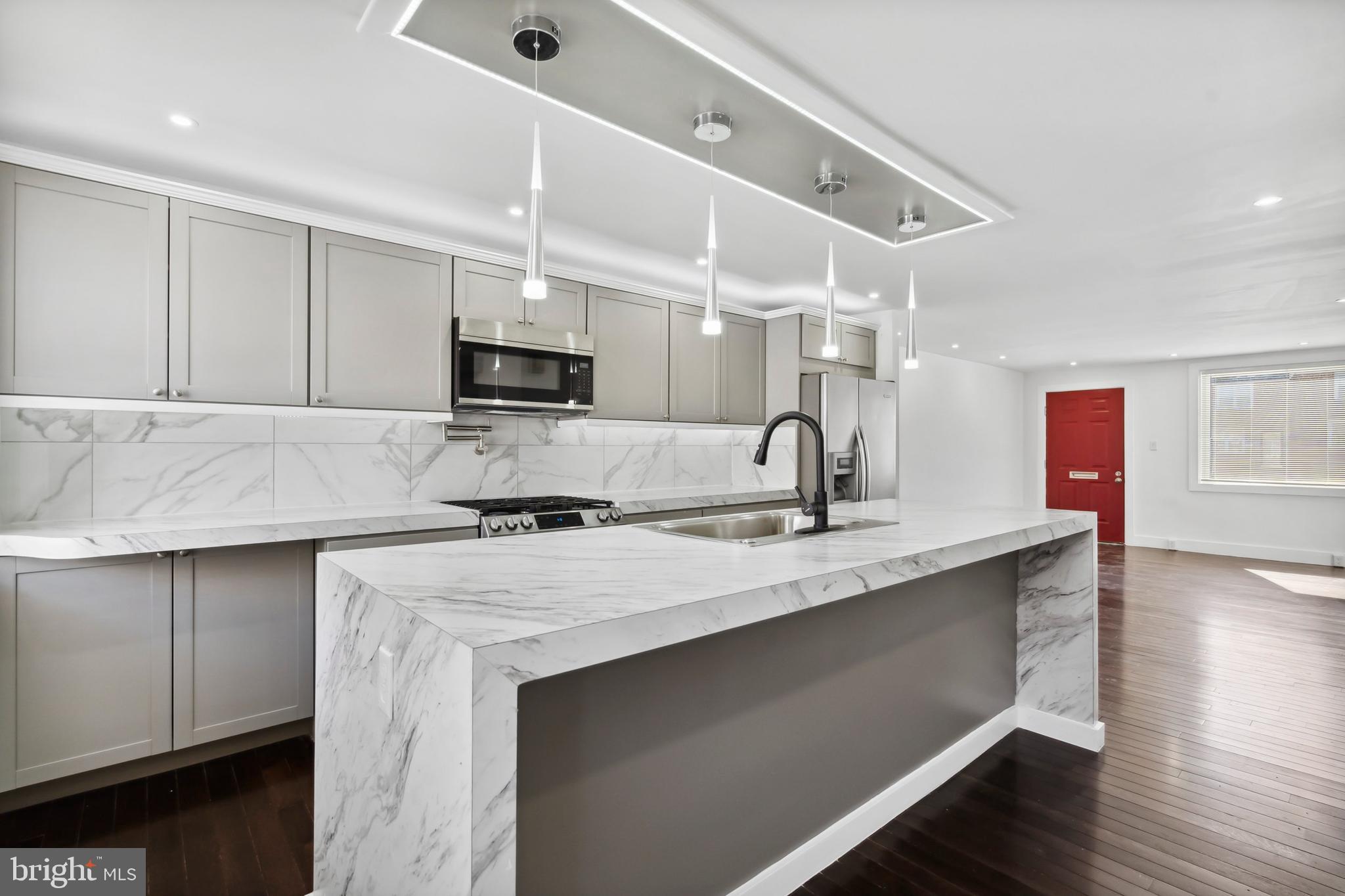 1337 Farrington Road Philadelphia, PA 19151 - Photo 4 of 13 Gallery Image 4