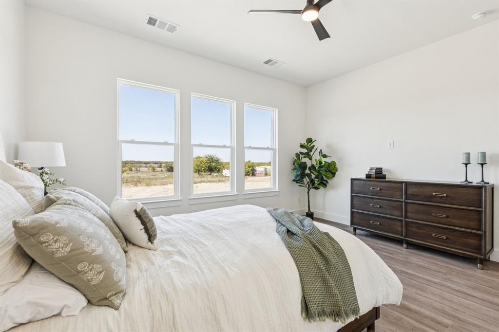 711 Hummingbird Lane Justin, TX 76247 - Photo 17 of 38