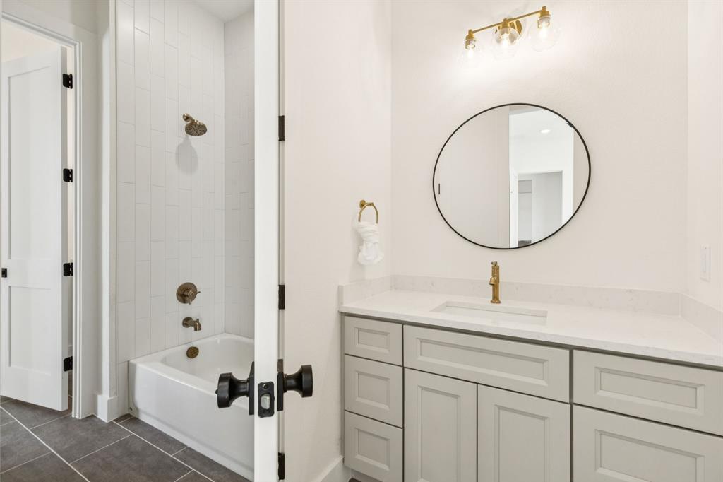 711 Hummingbird Lane Justin, TX 76247 - Photo 25 of 38 Jack & Jill