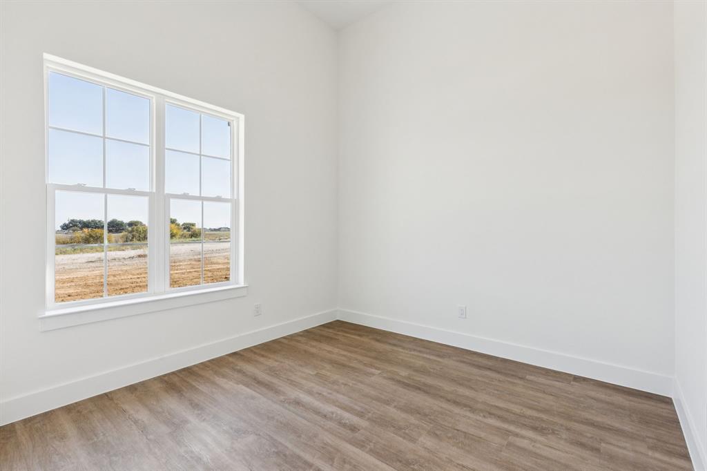 711 Hummingbird Lane Justin, TX 76247 - Photo 26 of 38 2nd Primary