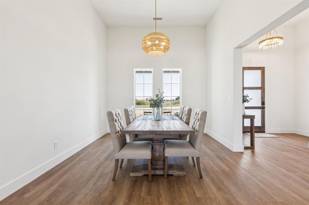 711 Hummingbird Lane Justin, TX 76247 - Photo 9 of 38