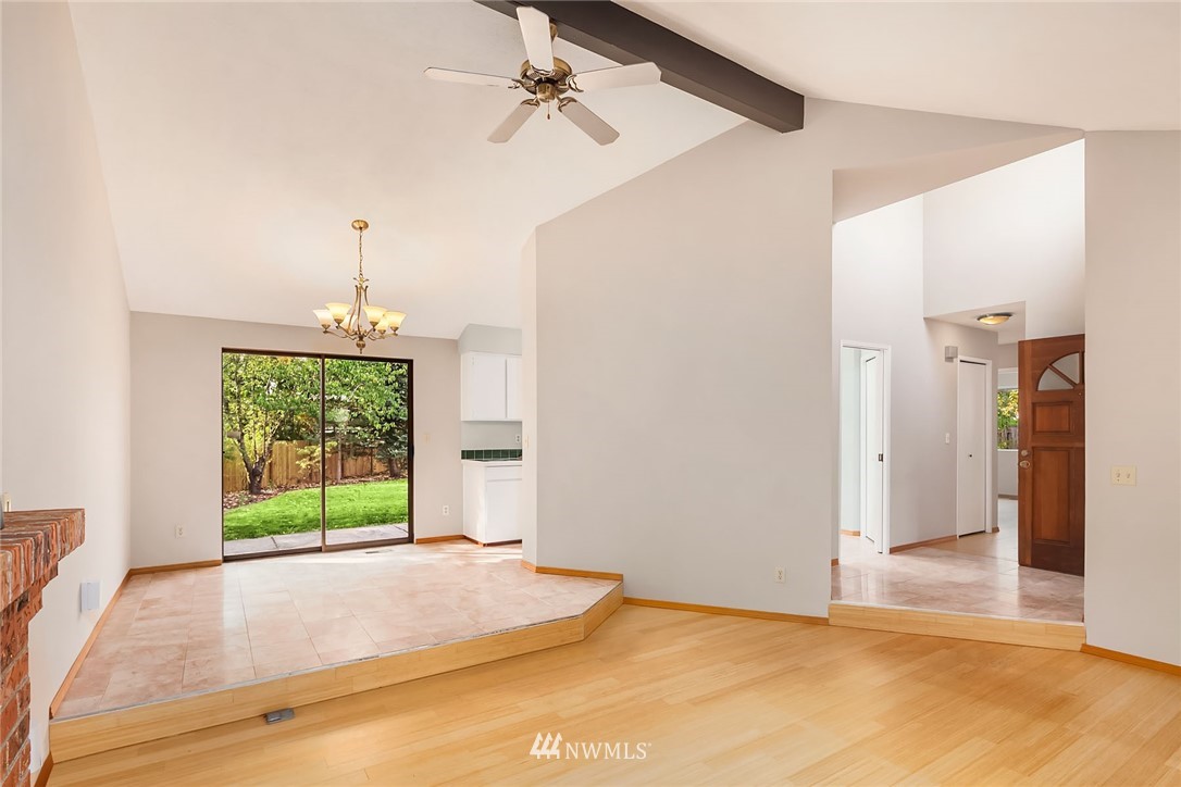2313 Main Court South Renton, WA 98055 - Photo 3 of 16 Gallery Image 3
