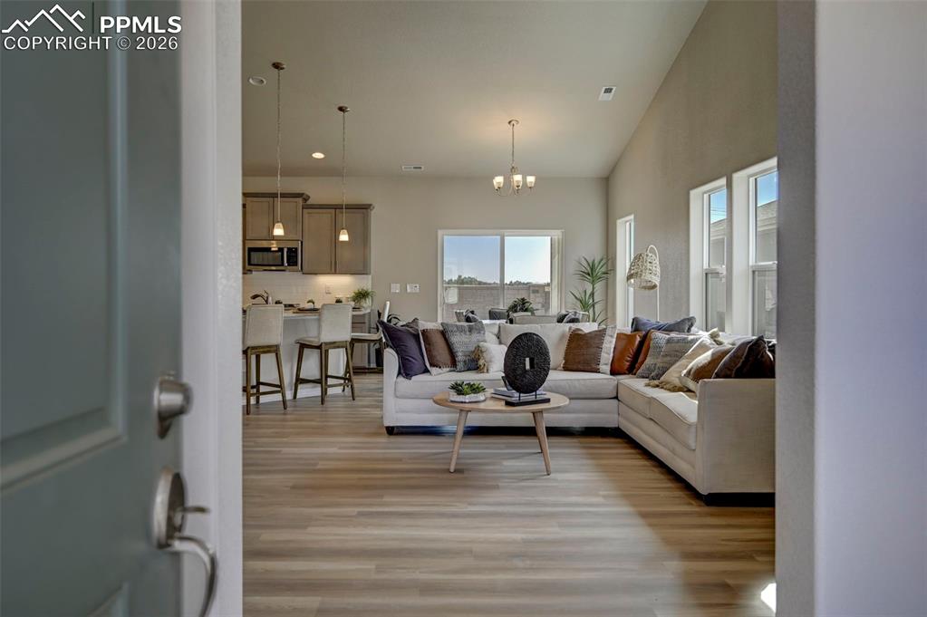 5167 Truscott Road Colorado Springs, CO 80925 - Photo 2 of 20 a living room with furniture