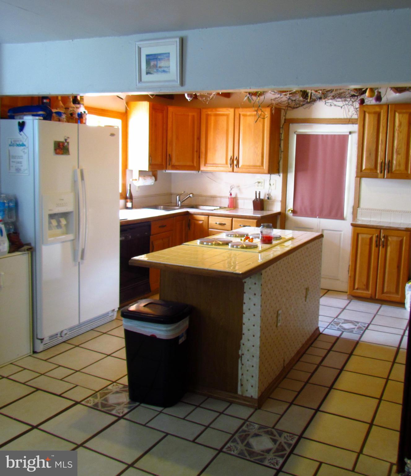 7746 Edgewood Church Road Frederick, MD 21702 - Photo 5 of 24 Kitchen