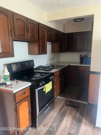 $1,100 | 76 Wadham Street, Plymouth, PA 18651