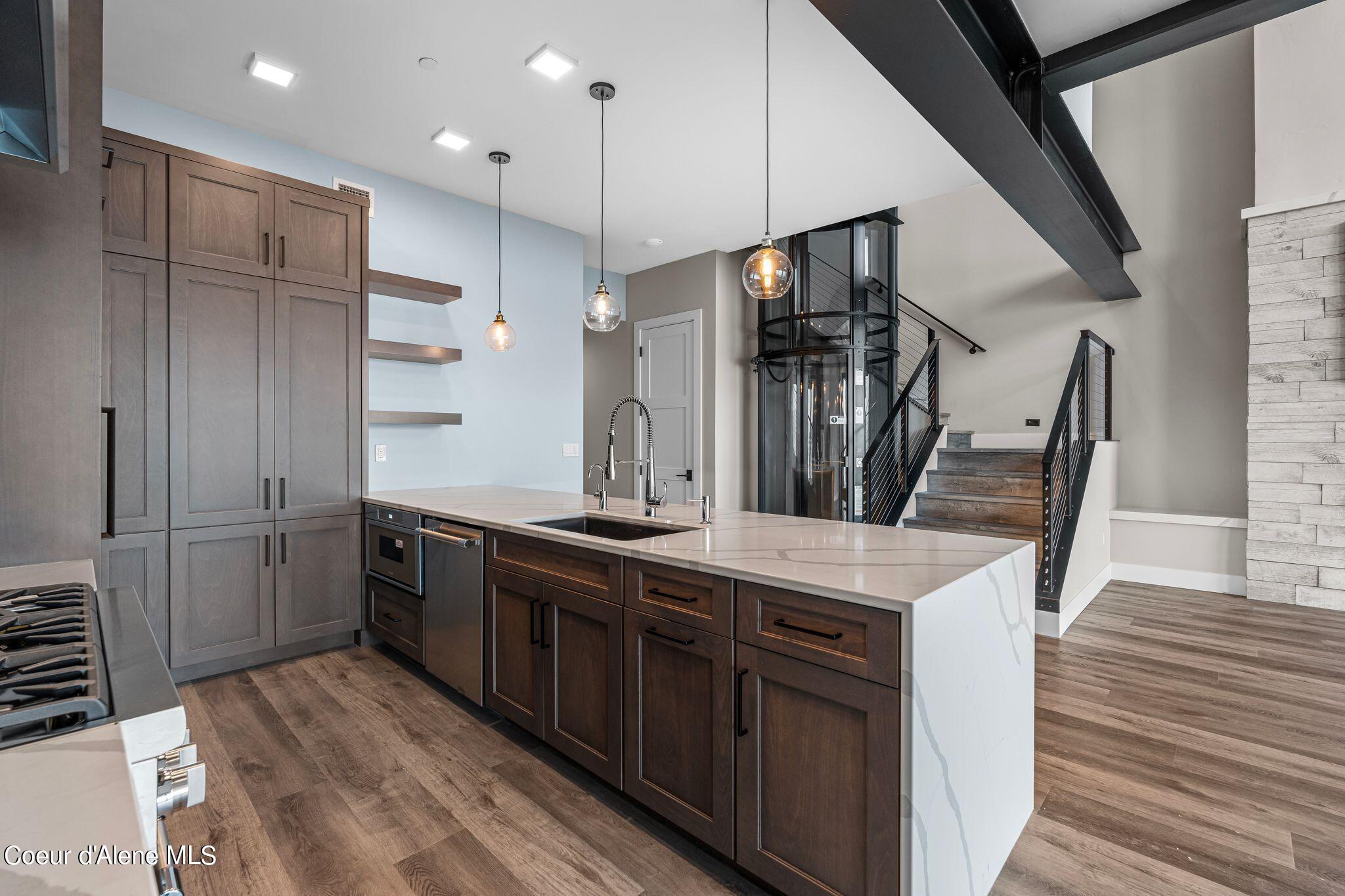 802 Sandpoint Avenue, Unit 8304 Sandpoint, ID 83864 - Photo 10 of 99 12_A7401405