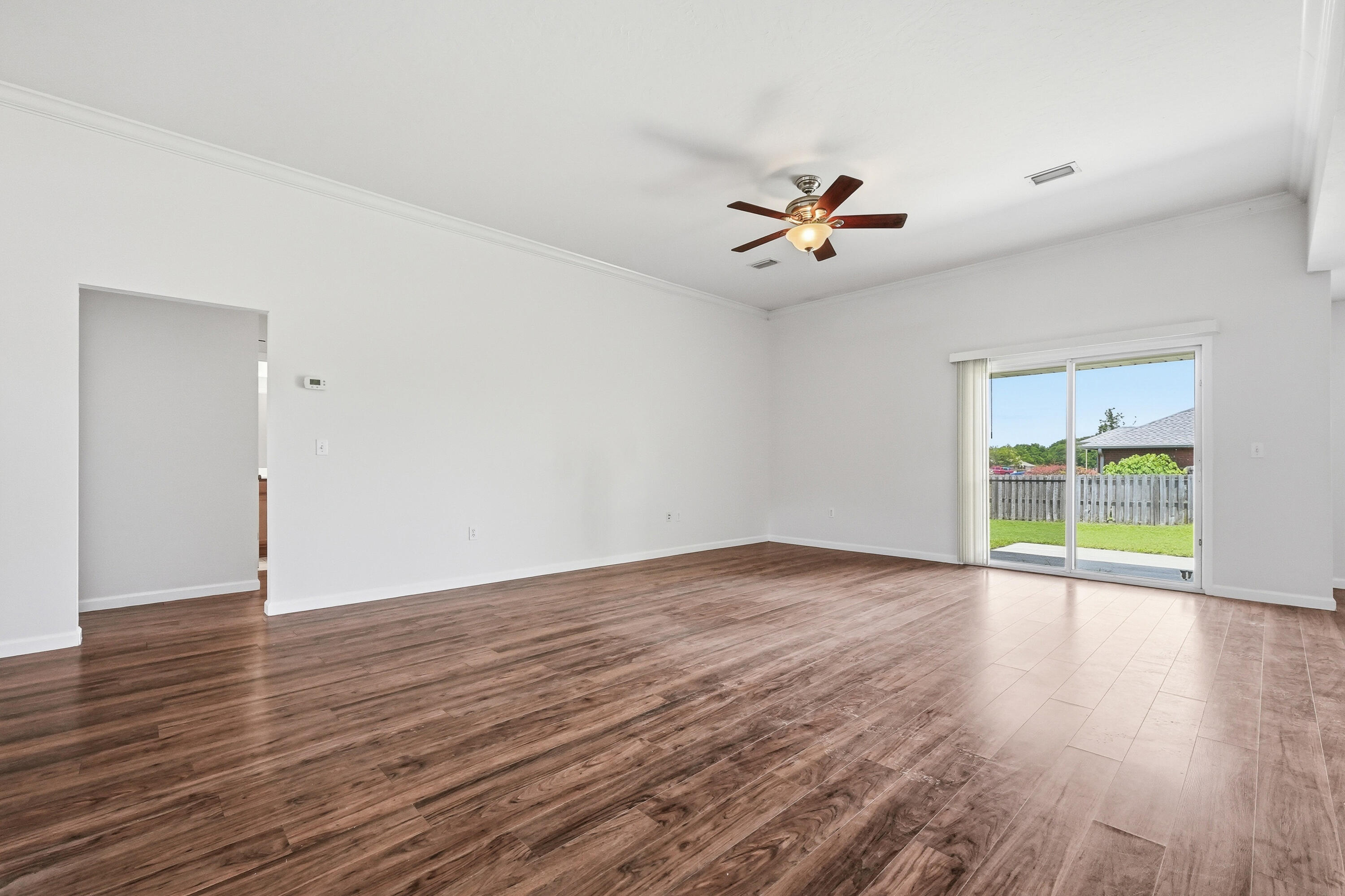 2264 Lewis Street Crestview, FL 32536 - Photo 8 of 54 001_LGvP