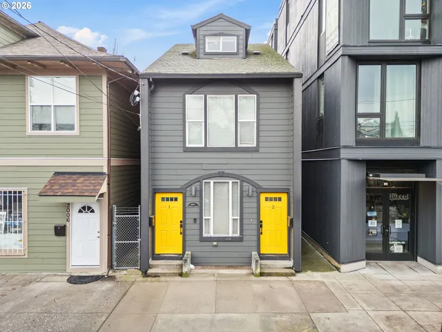 $695,000 | 2008-2010 Southeast 11th Avenue, Portland, OR 97214